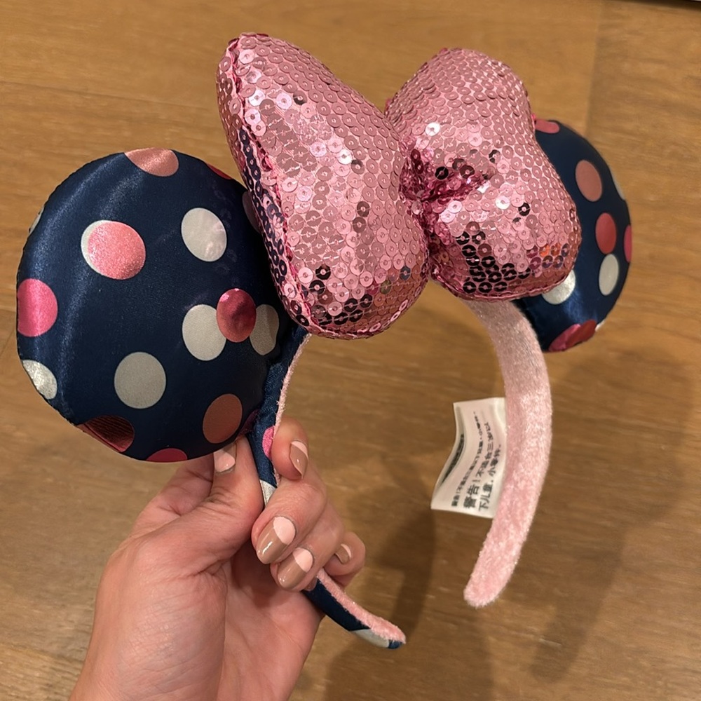 Disney Mickey ears. Satin polka dot ears with sequin bow - Picture 3 of 5